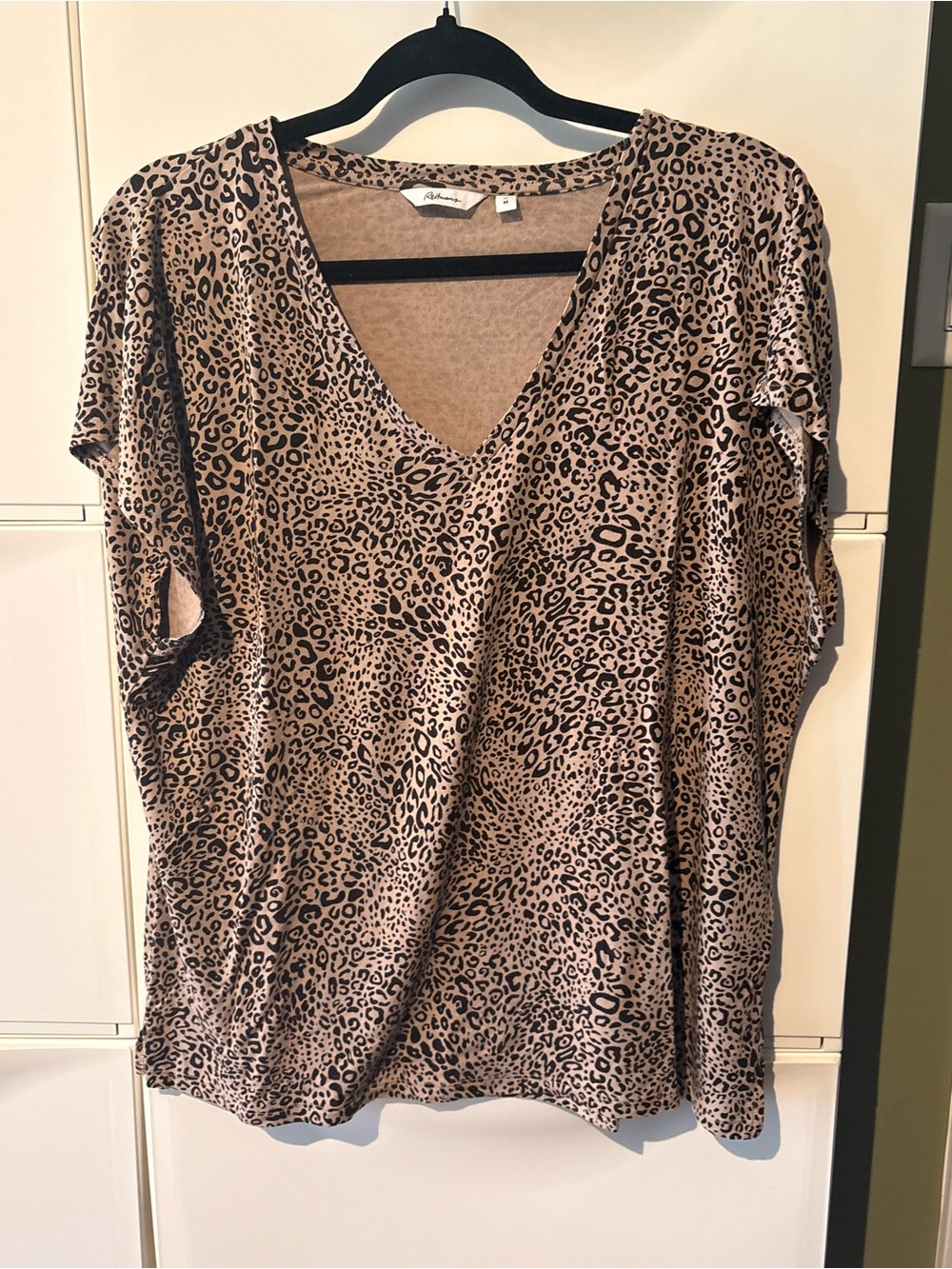 Reitmans Tan and Black Leopard Print V-Neck Short Sleeve Top